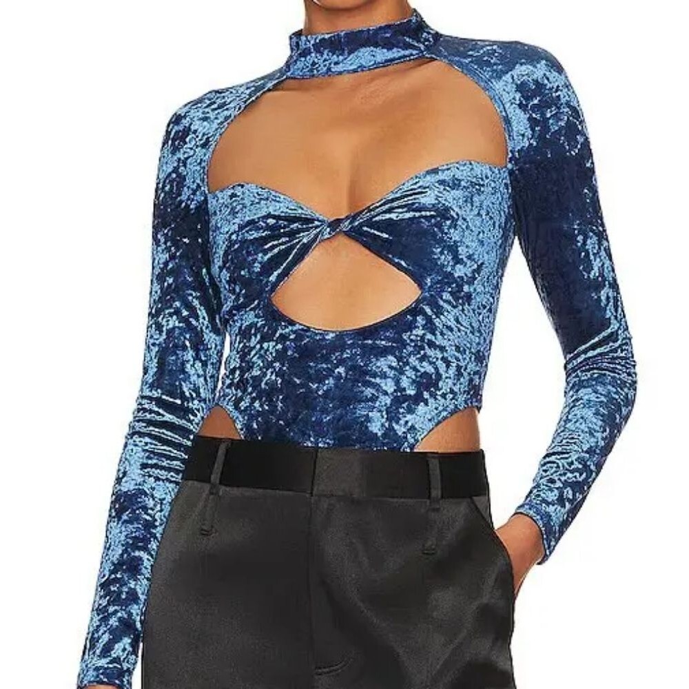 H:ours Revolve Daria Bodysuit Blue Crushed Velvet Twist Detail‎ Size Medium